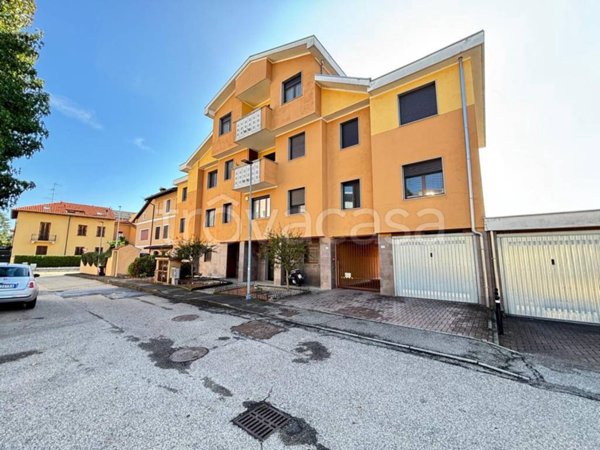 appartamento in vendita a Novara in zona zona Sant'Andrea - San Rocco
