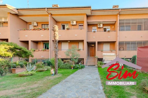 casa indipendente in vendita a Novara in zona zona Sant'Agabio