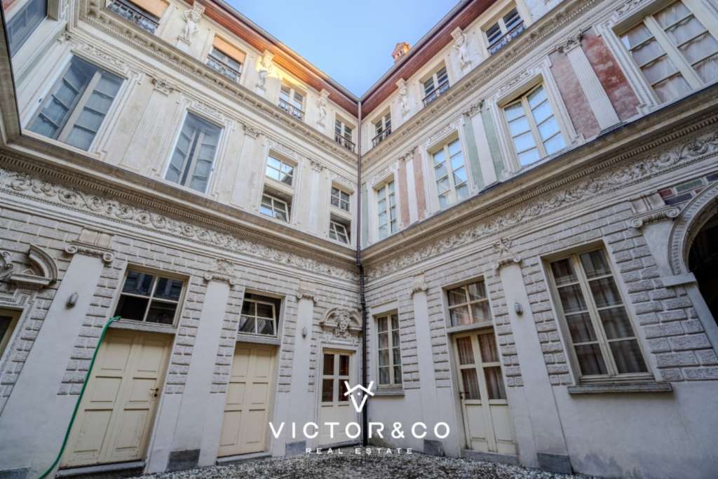 ufficio in vendita a Novara in zona Centro Città