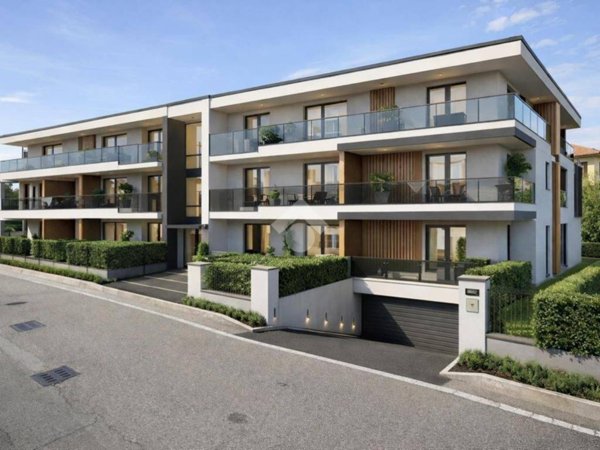 intera palazzina in vendita a Novara in zona Zona Santa Rita