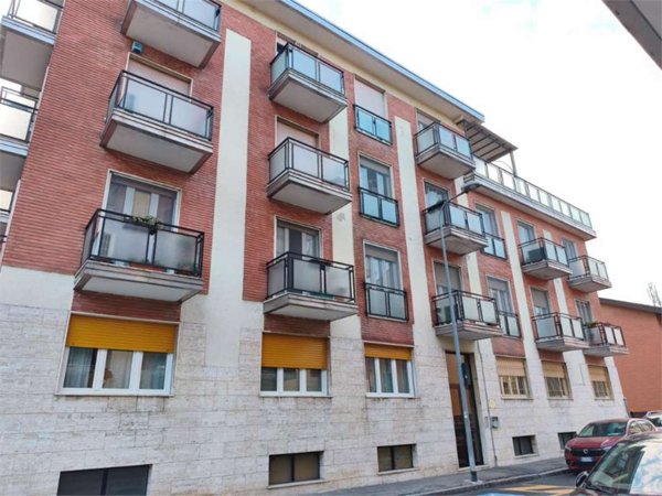appartamento in vendita a Novara in zona zona Agogna - San Paolo