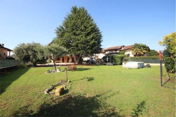 terreno agricolo in vendita ad Oleggio in zona Loreto