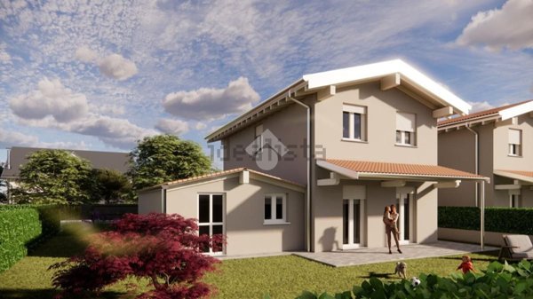 casa indipendente in vendita ad Oleggio in zona San Giovanni