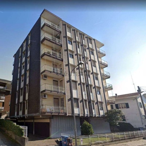 appartamento in vendita ad Oleggio