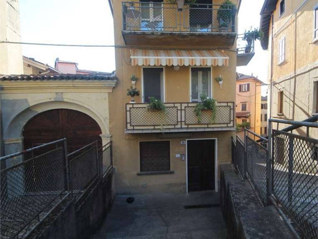 appartamento in vendita ad Oleggio