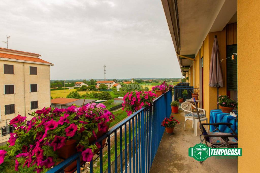appartamento in vendita ad Oleggio