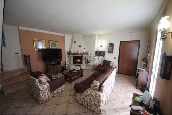 appartamento in vendita ad Oleggio