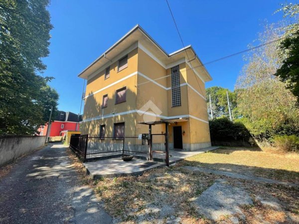 appartamento in vendita ad Oleggio