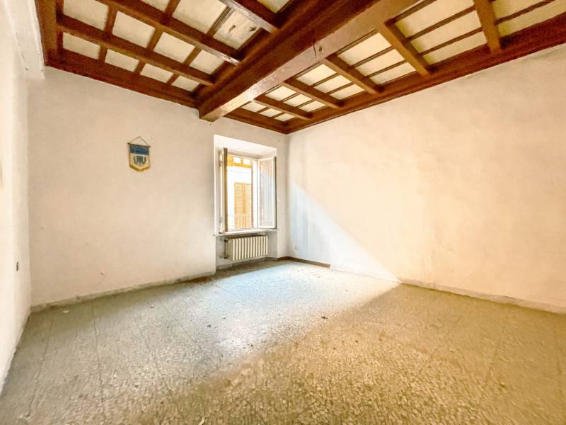 intera palazzina in vendita ad Oleggio