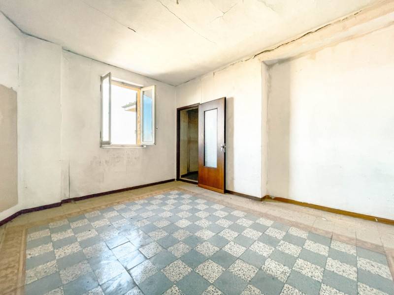intera palazzina in vendita ad Oleggio
