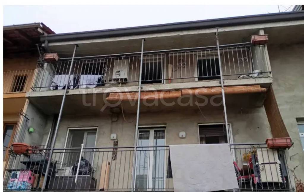 appartamento in vendita ad Oleggio in zona Santo Stefano.