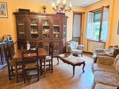 appartamento in vendita ad Oleggio