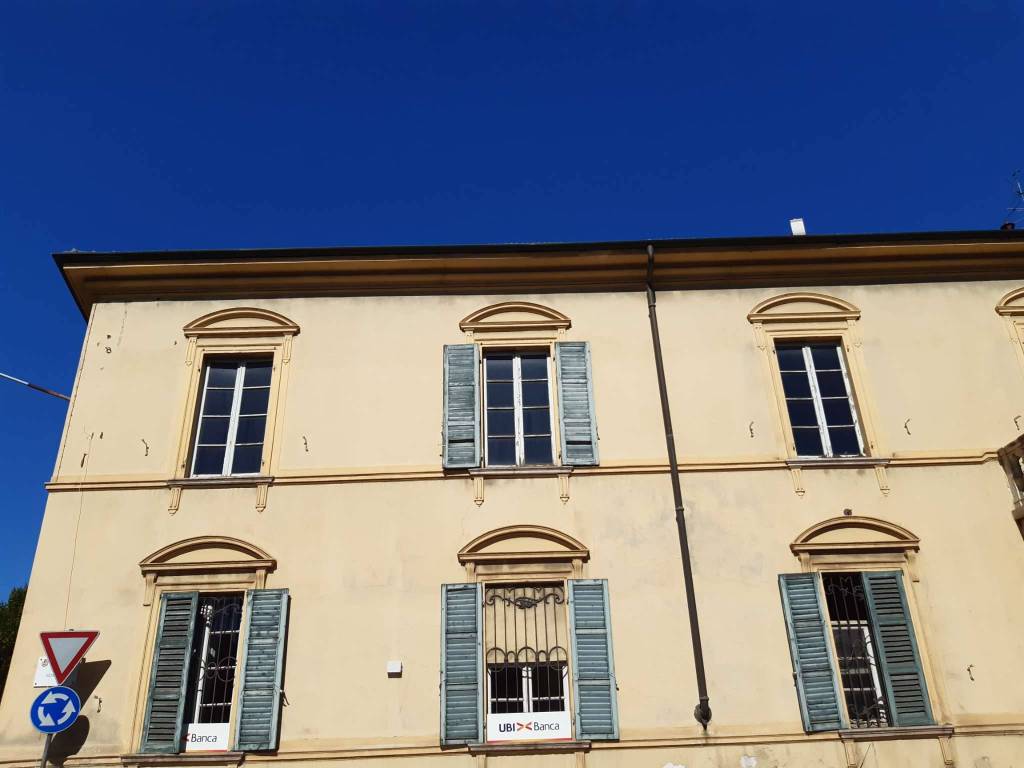 appartamento in vendita ad Oleggio