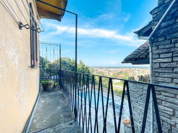 appartamento in vendita ad Oleggio