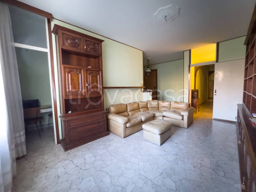 appartamento in vendita ad Oleggio