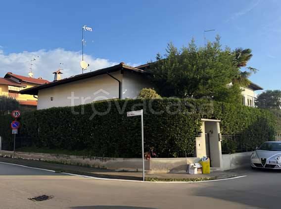 appartamento in vendita ad Oleggio