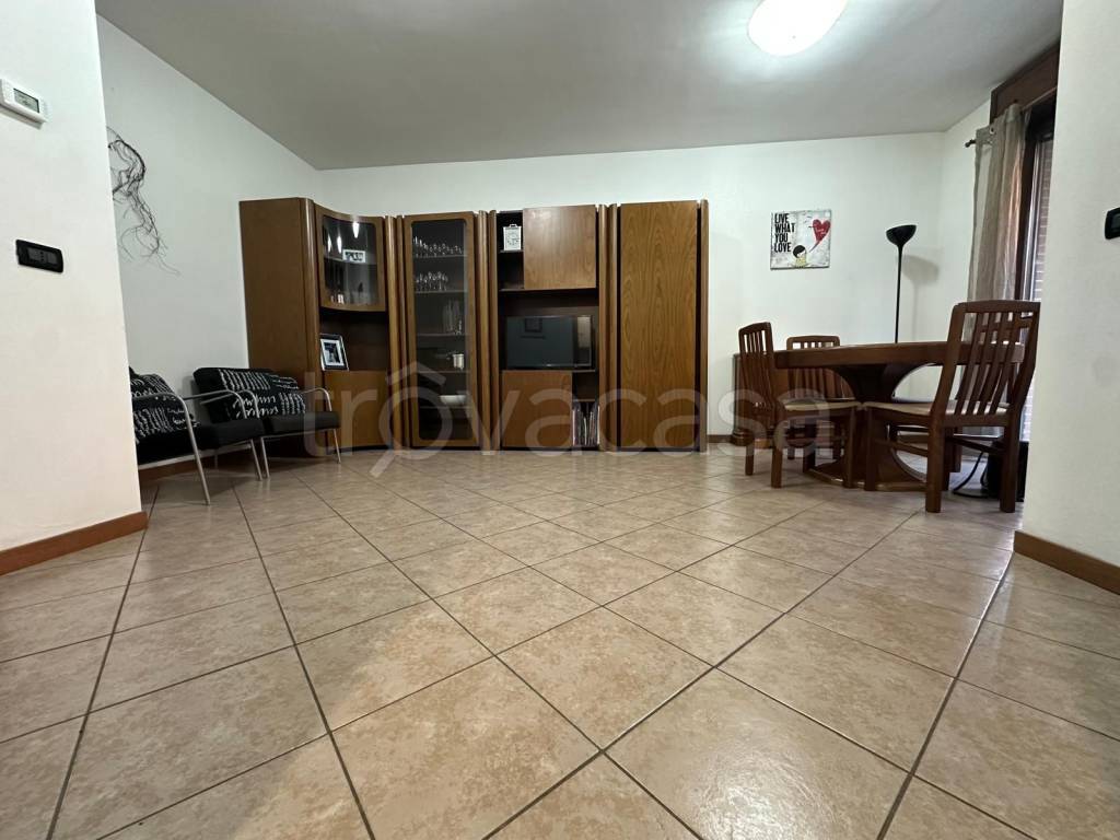 appartamento in vendita ad Oleggio