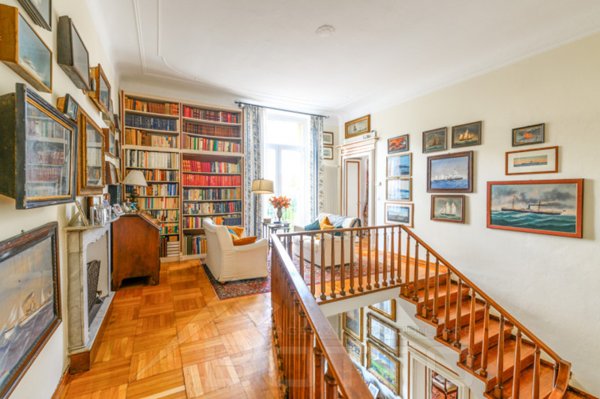 casa indipendente in vendita ad Oleggio