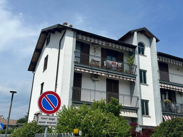 appartamento in vendita ad Oleggio