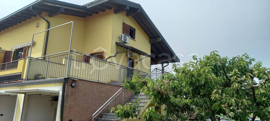 appartamento in vendita ad Oleggio