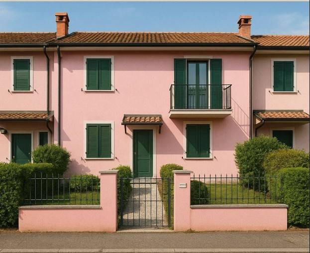 casa indipendente in vendita ad Oleggio