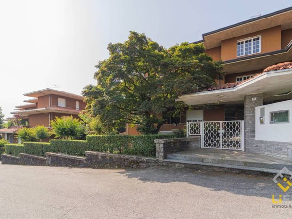 appartamento in vendita ad Oleggio