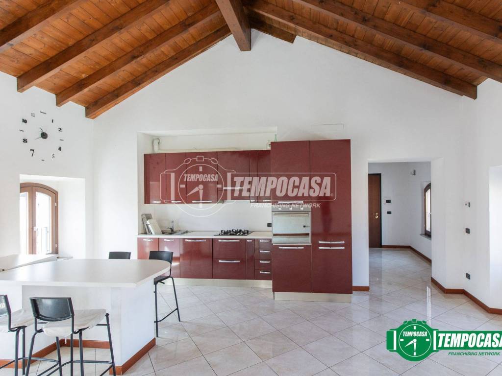 appartamento in vendita ad Oleggio