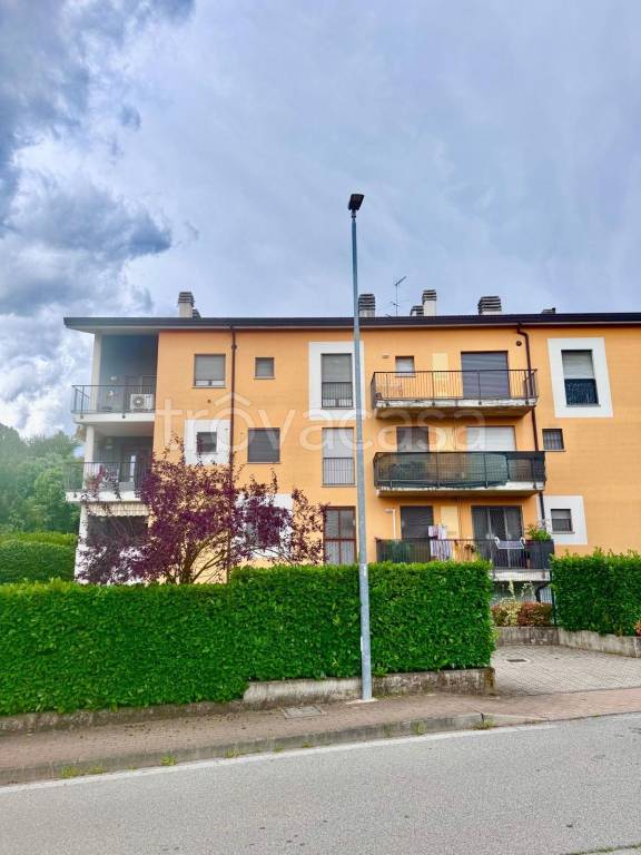 appartamento in vendita ad Oleggio