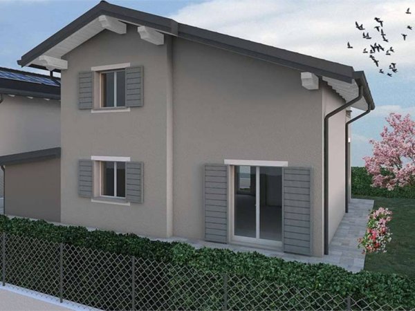 casa indipendente in vendita ad Oleggio