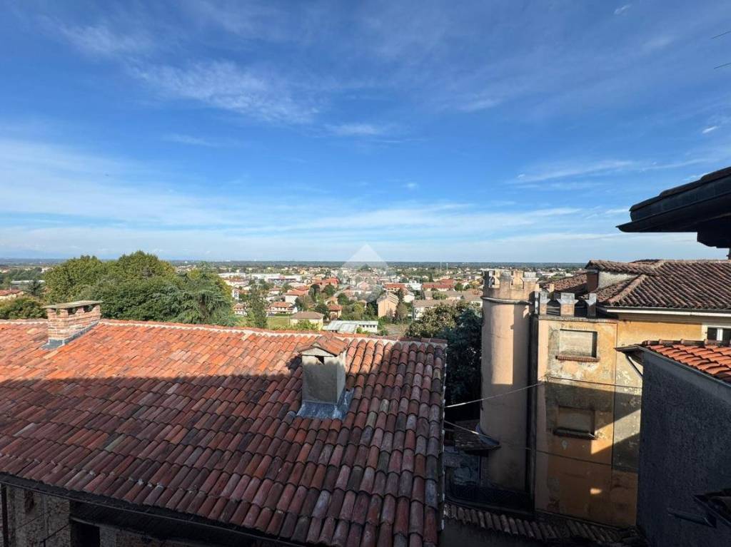 appartamento in vendita ad Oleggio