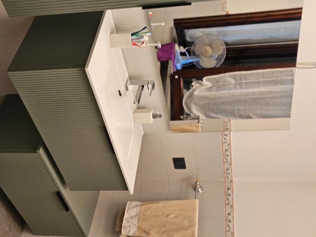 casa indipendente in vendita ad Oleggio