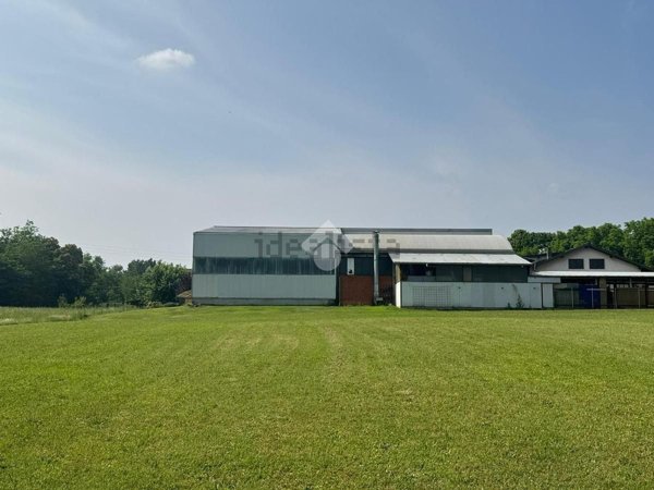 appartamento in vendita ad Oleggio