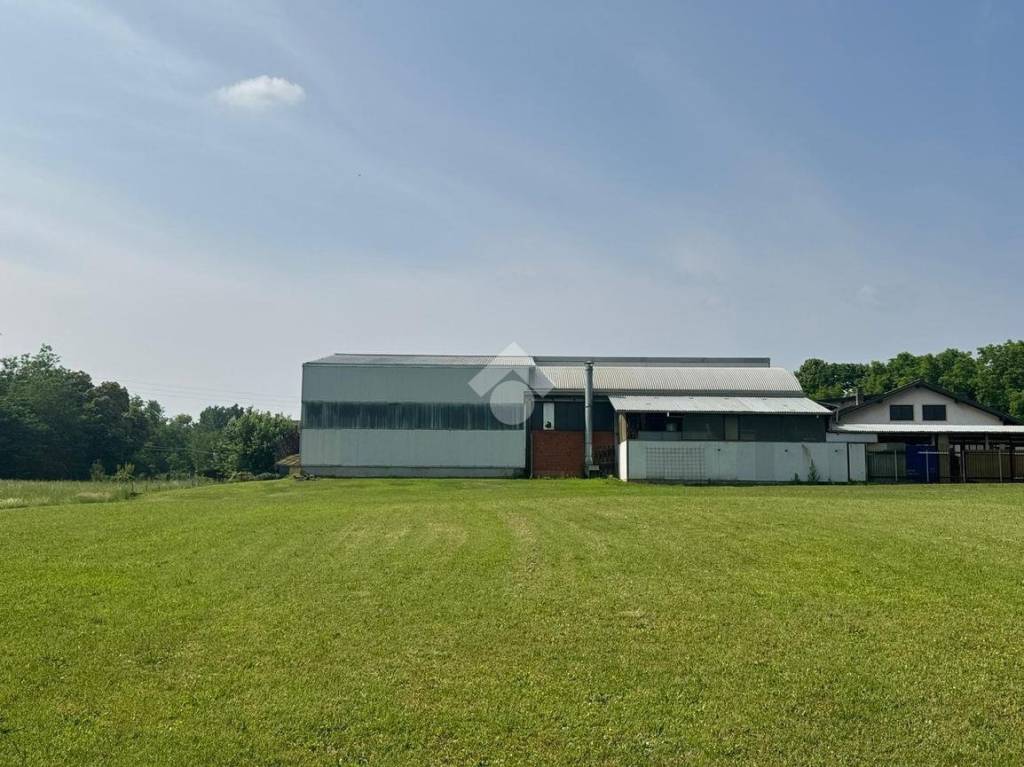 appartamento in vendita ad Oleggio