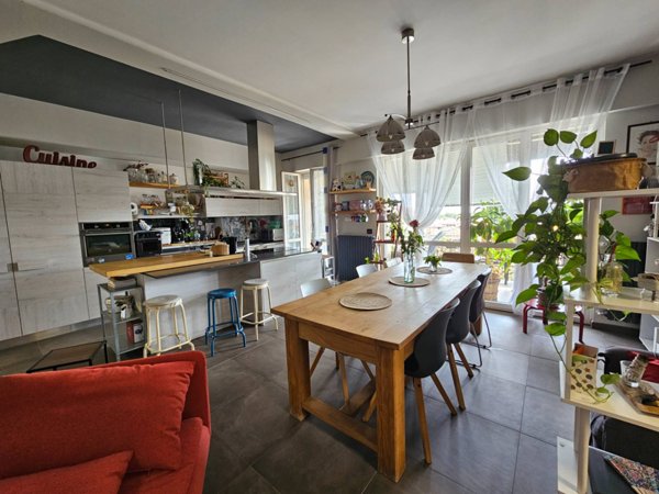 appartamento in vendita ad Oleggio