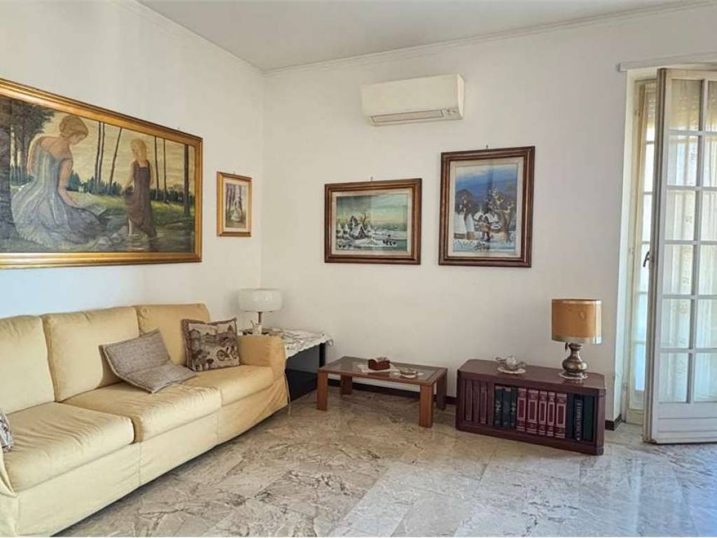 appartamento in vendita ad Oleggio