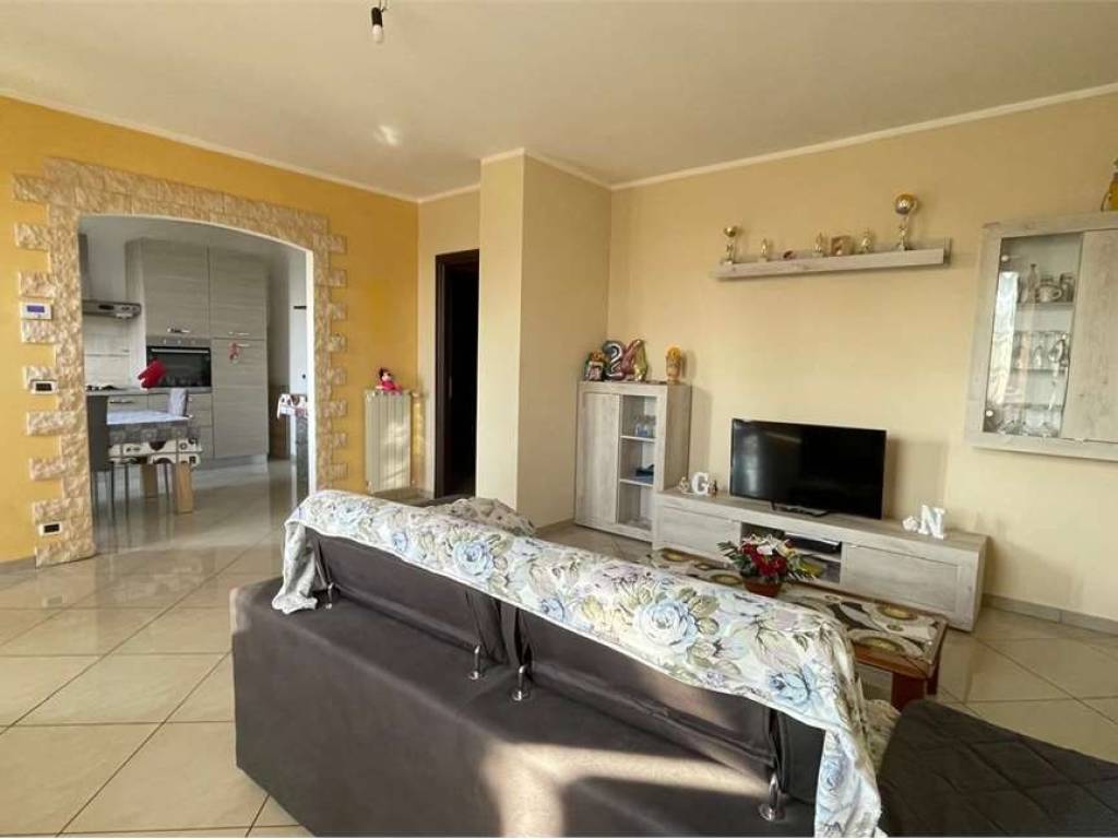 appartamento in vendita ad Oleggio