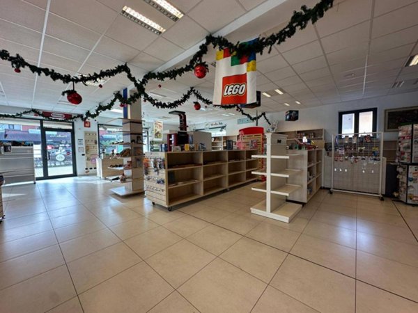 ufficio in vendita ad Oleggio