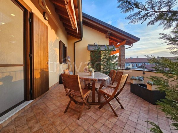 appartamento in vendita ad Oleggio