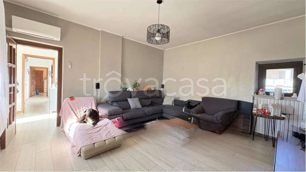 appartamento in vendita ad Oleggio