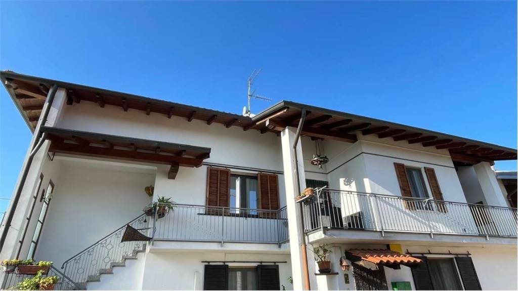 appartamento in vendita ad Oleggio