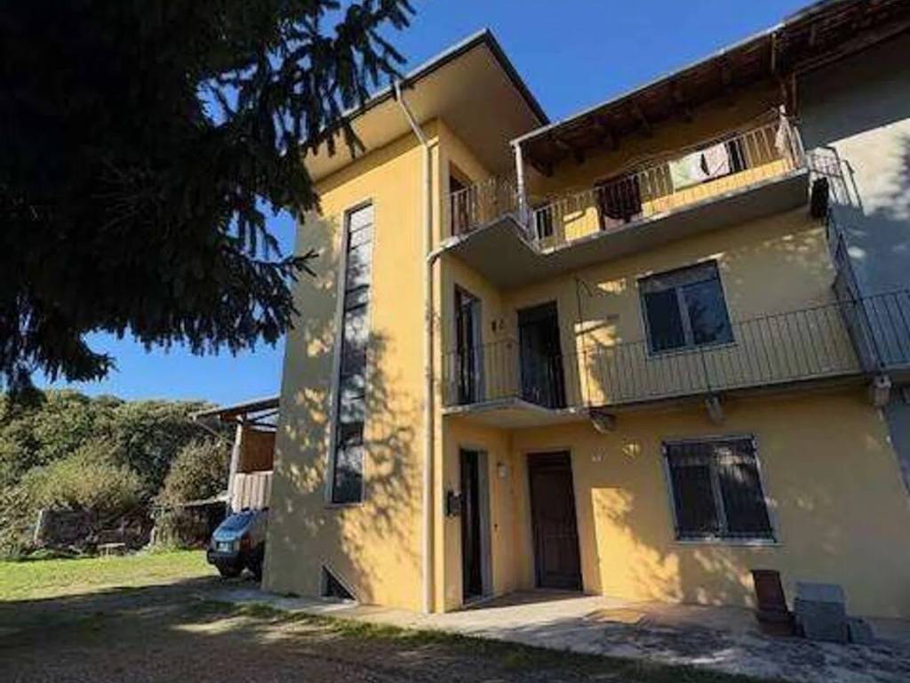 appartamento in vendita ad Oleggio