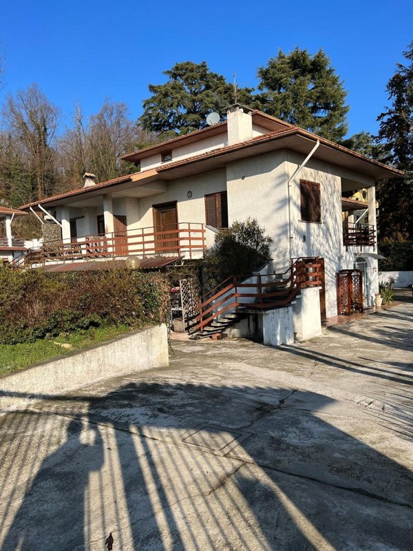 appartamento in vendita ad Oleggio