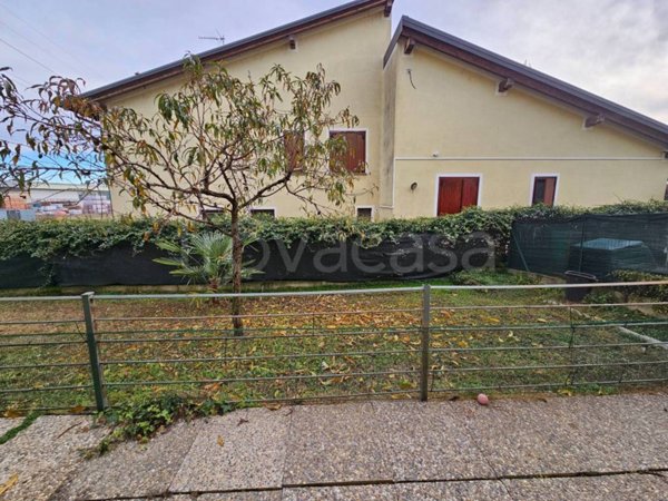 appartamento in vendita ad Oleggio