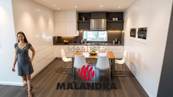 casa indipendente in vendita ad Oleggio