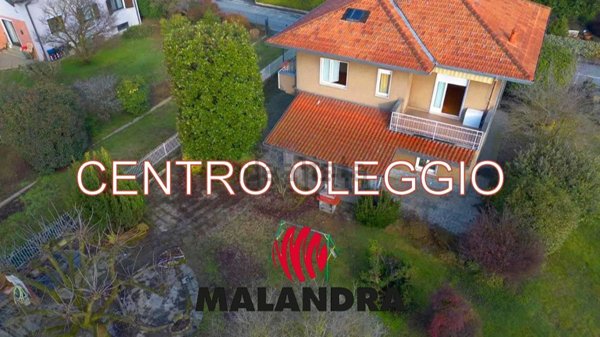 appartamento in vendita ad Oleggio in zona Carmine