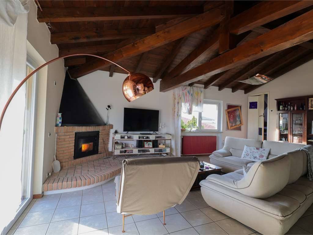 appartamento in vendita ad Oleggio