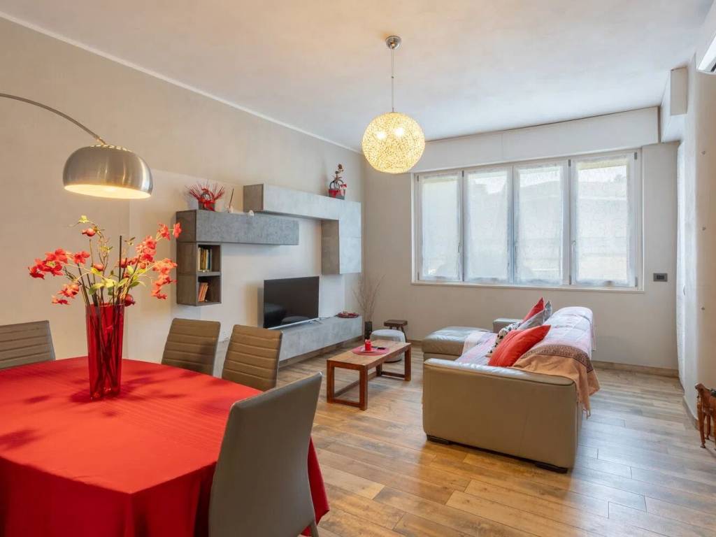 appartamento in vendita ad Oleggio