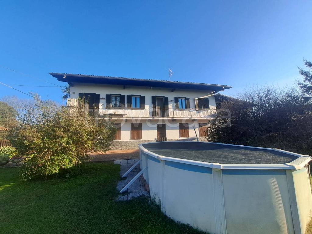 appartamento in vendita ad Oleggio