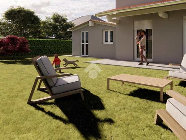 casa indipendente in vendita ad Oleggio in zona San Giovanni