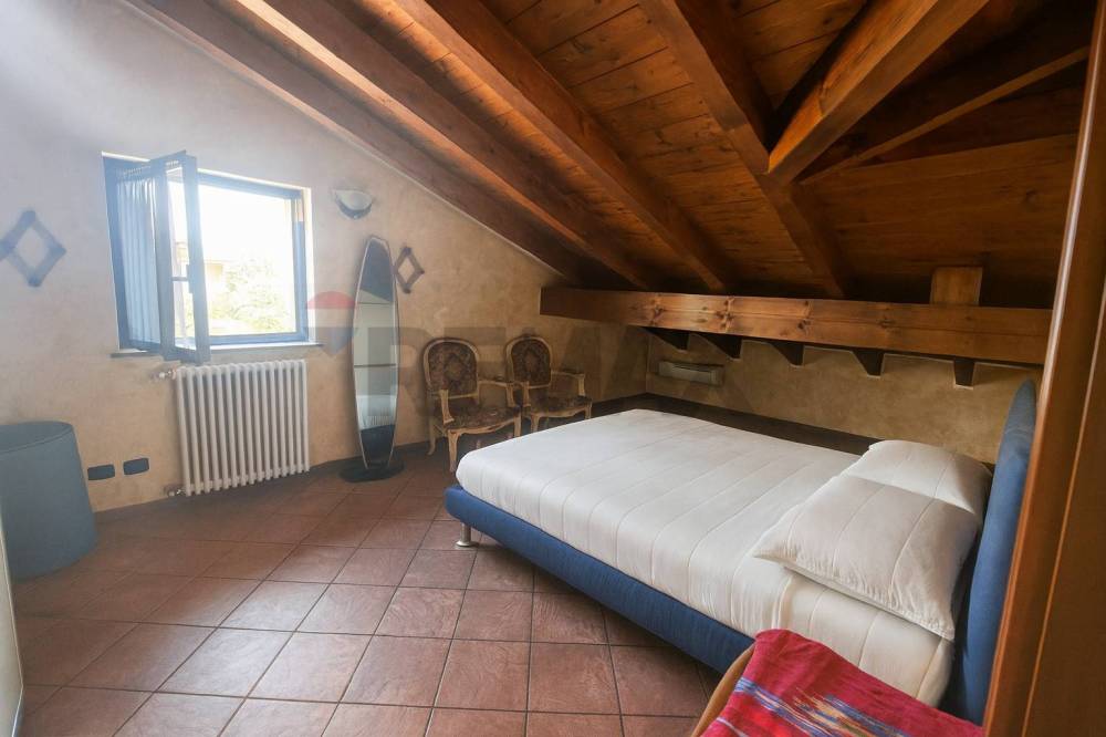 appartamento in vendita ad Oleggio